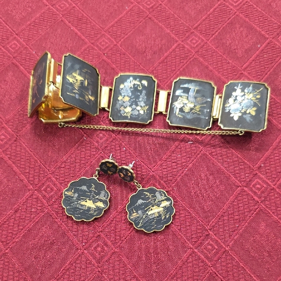Vintage Black and Gold Bracelet Set